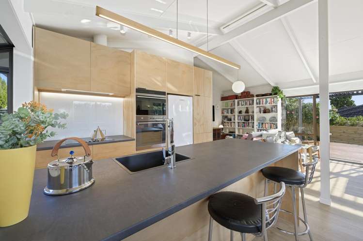 238 Levers Road_5