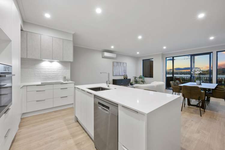 9 Brolly Lane Hobsonville_6