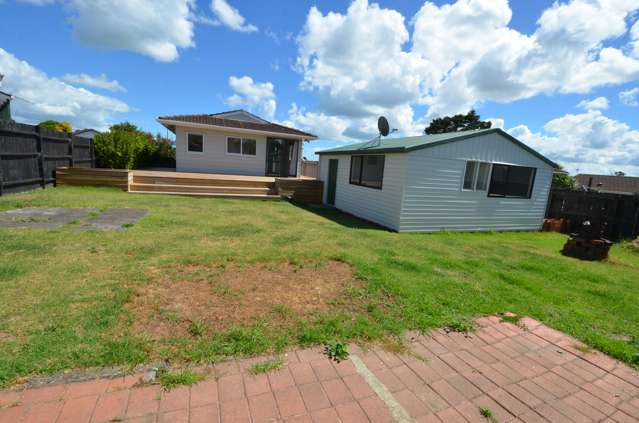 18 Bundena Place Clendon Park_1