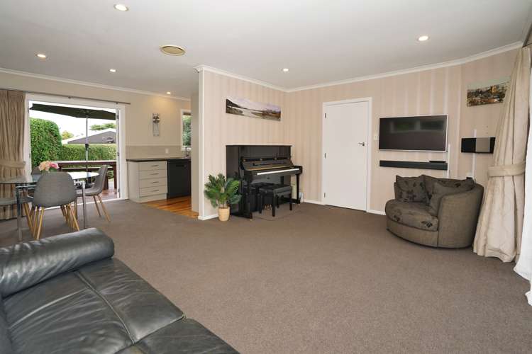 18 Macmurdo Avenue Glenview_2