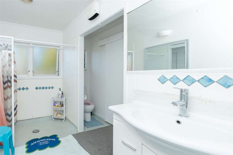 59 Resthill Crescent Glenview_16