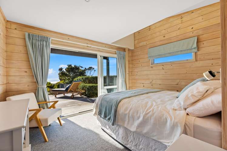 93 Oaia Road Muriwai_9