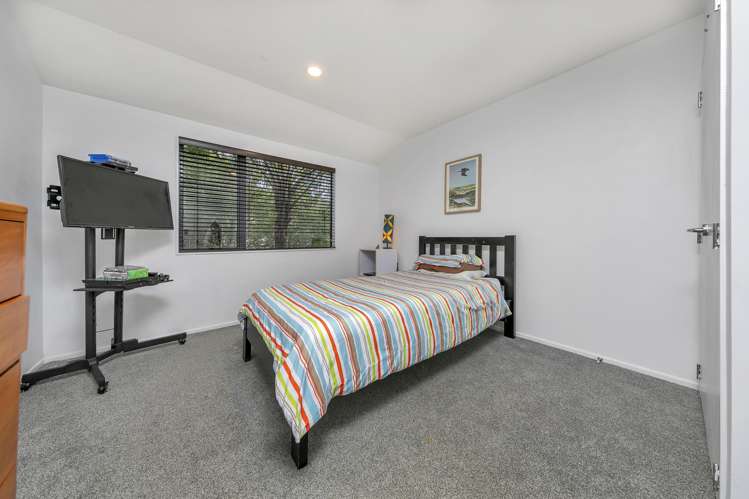 7a Shipton Place Blockhouse Bay_14