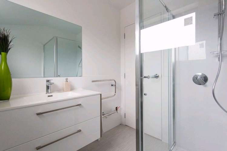 38 Archibald Road Kelston_13