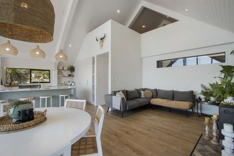 10b Beach Road Waihi Beach_15