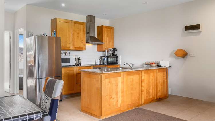 11/63 Kestev Drive Flat Bush_3