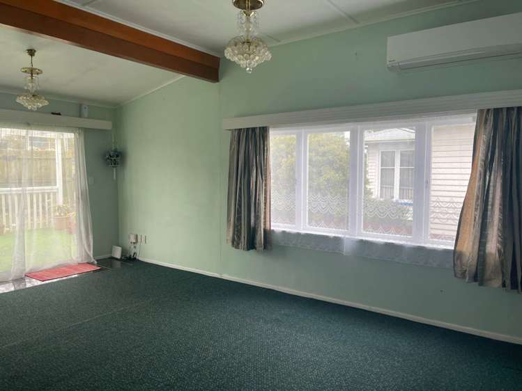 1/31 Saint Leonards Road Kelston_4