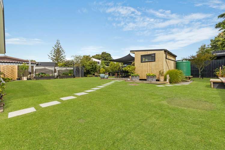 54 Collie Street Hillpark_19