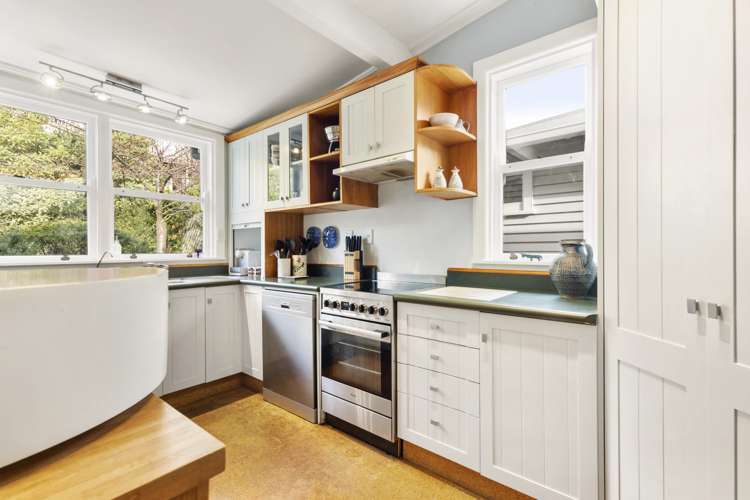 35 Hohiria Road Hataitai_6