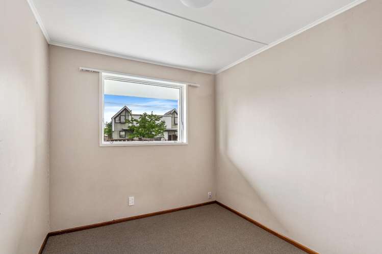 1 and 2/51 Portsmouth Street and 1 and 2/73 Hampshire Street Aranui_26