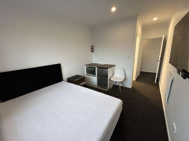 2C/23 Hibiscus Avenue Hamilton Lake_3