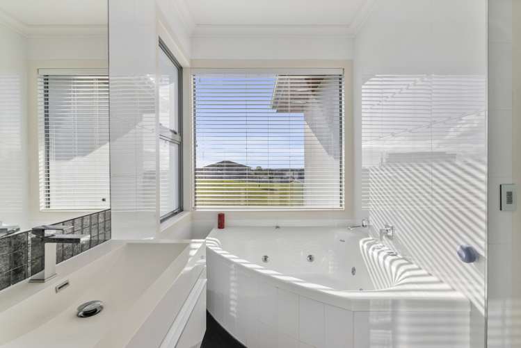 118 Beachlands Road Beachlands_12