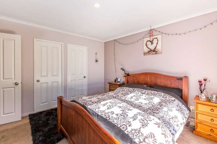 30 Kathleen Reece Place Waiuku_13