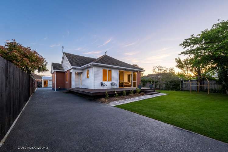 34 Achilles Street Burwood_16