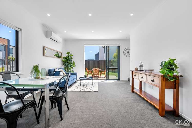 5 Green Lane Wallaceville_3