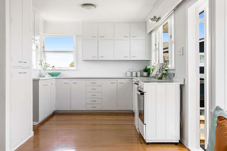 32 Knights Road Rothesay Bay_10