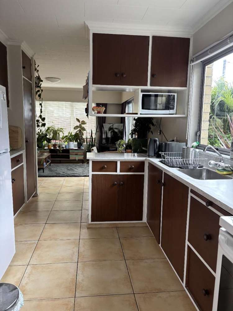 1/76 Weka Street 1947_6