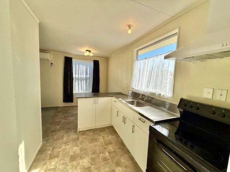 2 Harold Lane Dinsdale_5