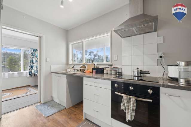 39 Thurleigh Grove Karori_3