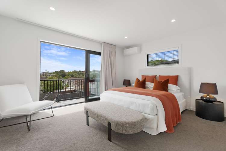 114 Bramley Drive Farm Cove_8