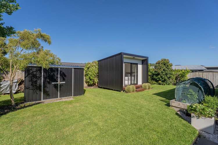 10 Voyager Place Cooks Beach_41