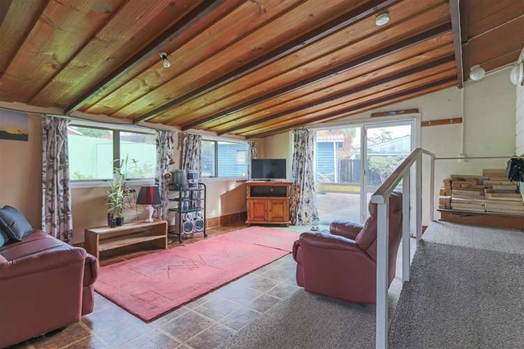 33 Kowhai Street Inglewood_14