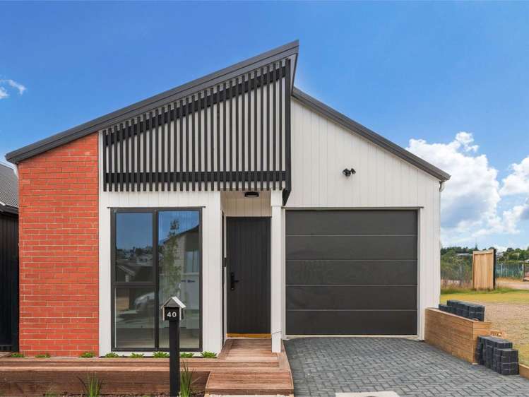 40 Paretao Street Massey_11