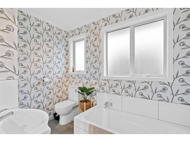 1 Collean Street Wallacetown_12