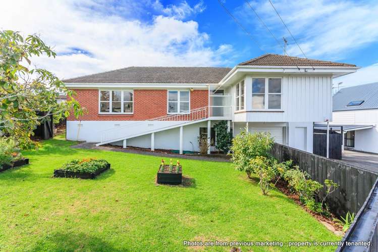 1/82 Barrack Road Mount Wellington_0