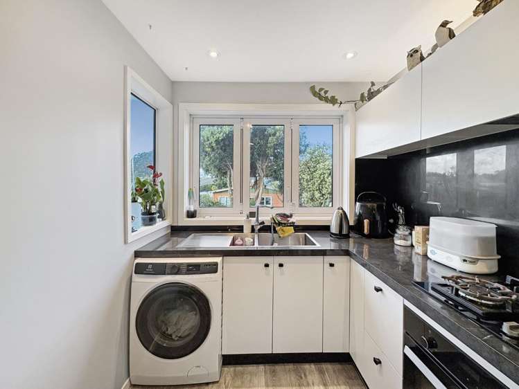 32 Matai Street 1200_2