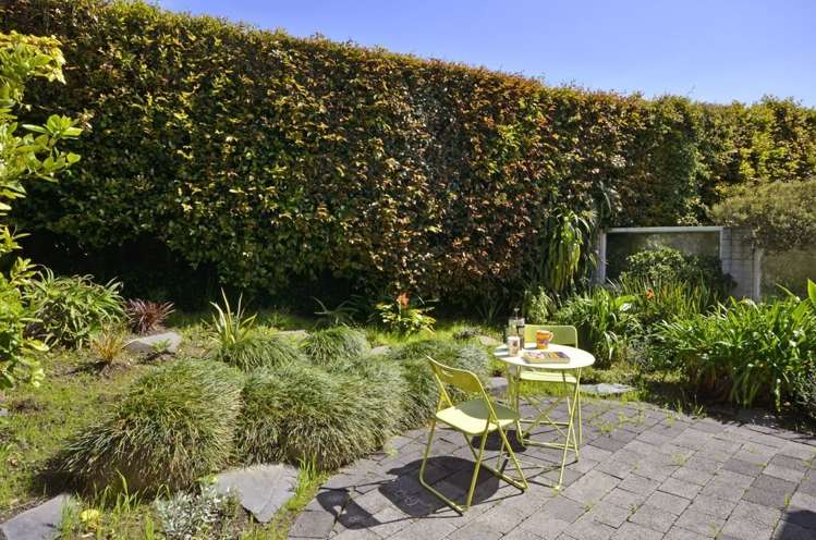 3/3 Peter Terrace Castor Bay_21