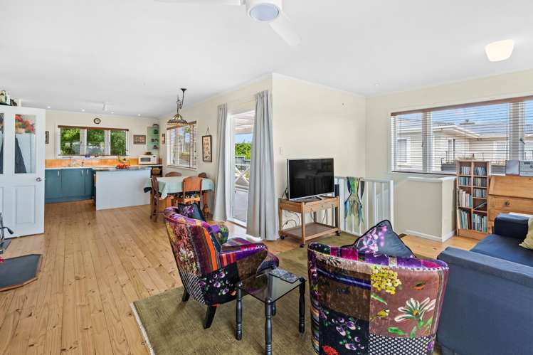 4 Handforth Street Onerahi_8