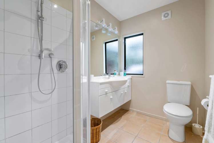 1/24 Heathcote Road Castor Bay_13