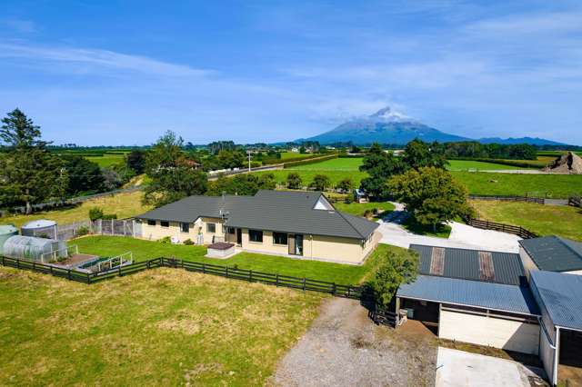 144 Monmouth Road Stratford_2