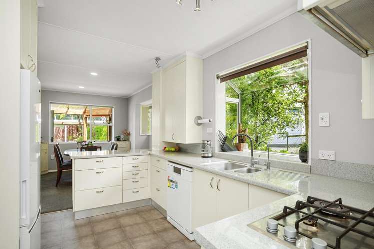 33 Redvers Drive Belmont_7