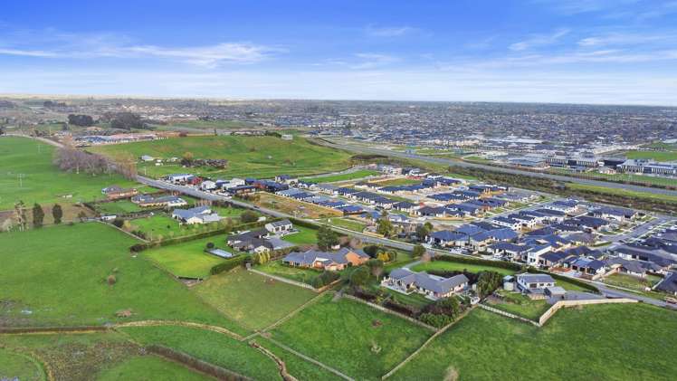 342 Horsham Downs Road Rototuna North_24