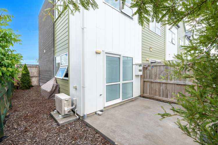 24/10 Burrows Place Frankton_5