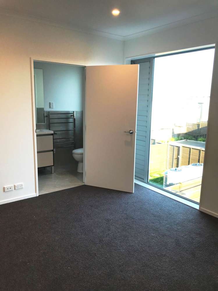 34 Wallace Road Hobsonville_10