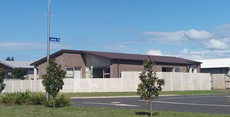 16 Jacob Street Brookfield_15