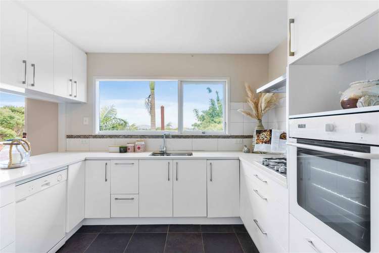 5 Odette Road Totara Vale_6