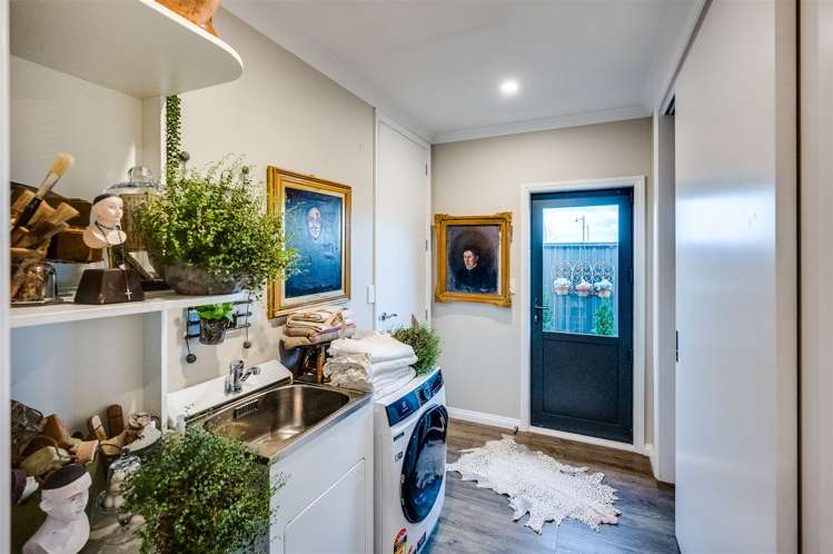 7 Aspiring Drive Poraiti_17