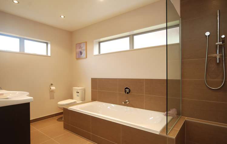 75 Kitchener Road Pukekohe_11