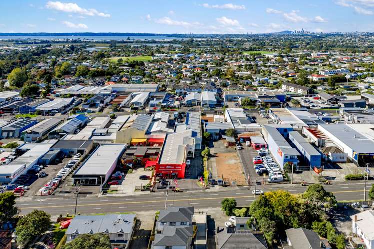 Unit C/4099 Great North Road Glen Eden_16