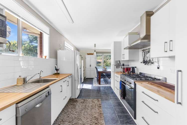 358 River Road Kawerau_7