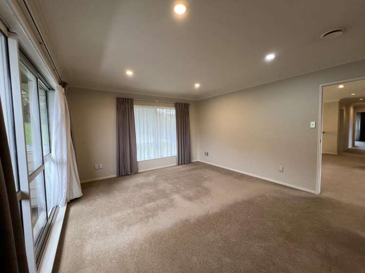 6 Albertine Place Greenhithe_19