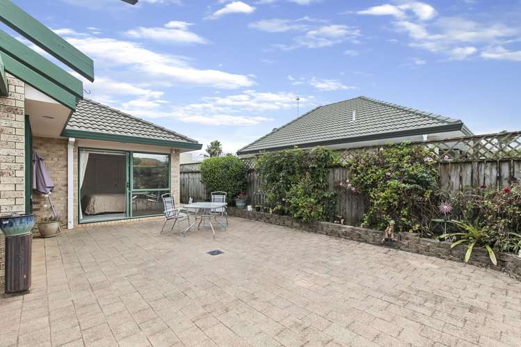 1/11 Stewart Gibson Place Manurewa_12