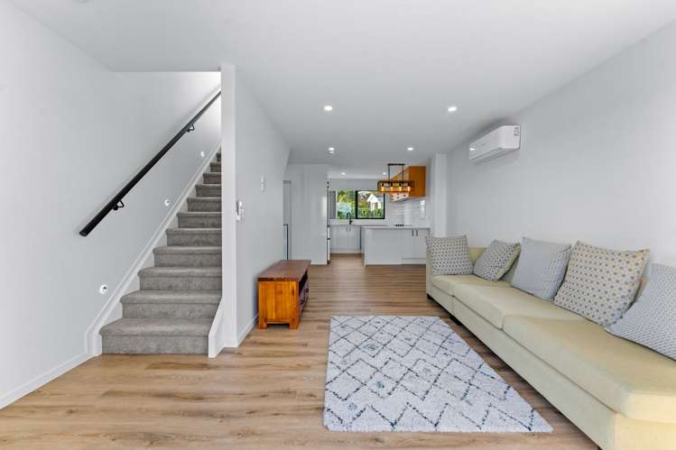 7/27 Carole Crescent Pakuranga Heights_13