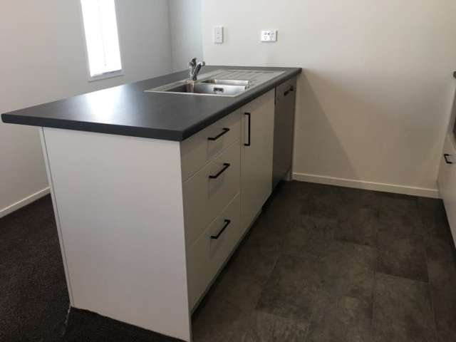 4/10 Burrows Place 1067_2