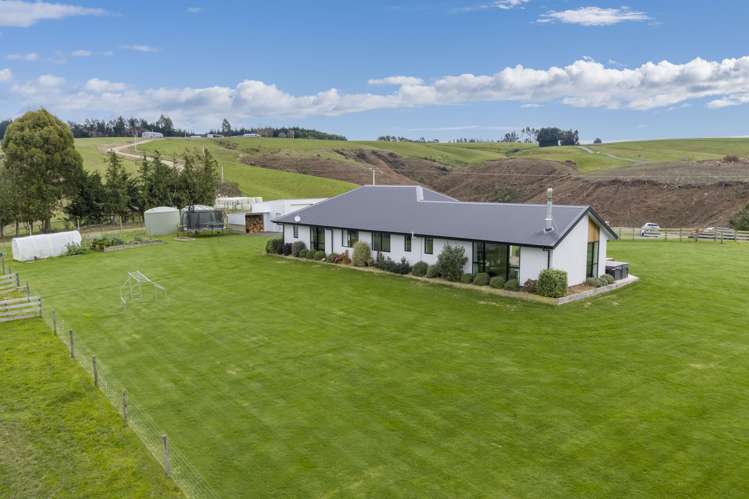 337 Coe Road Balclutha_32