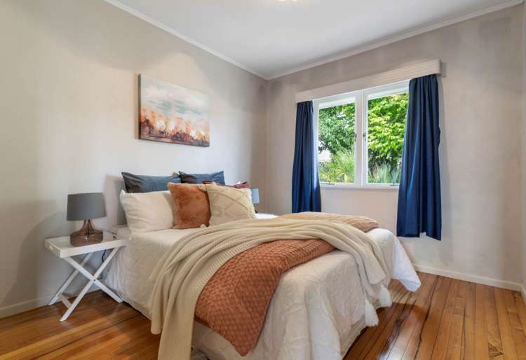 133 Vodanovich Road Te Atatu South_7